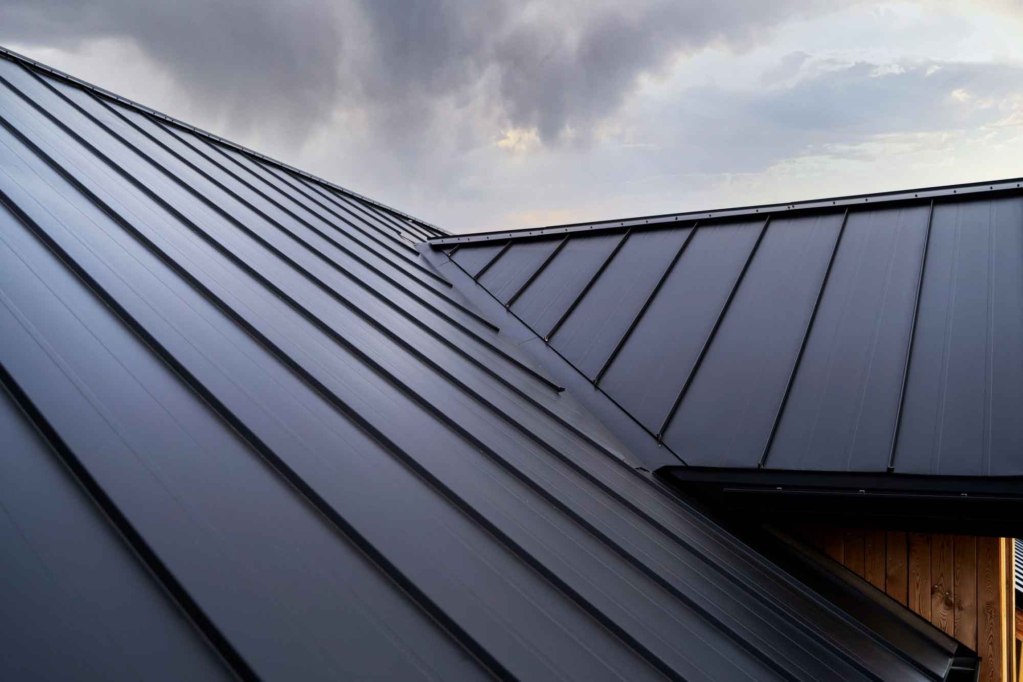 Imgi 42 Web Roof2 Slider